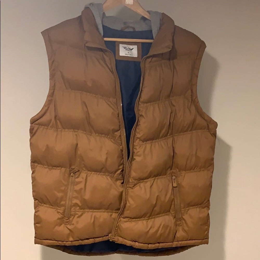Cedar Wood State Puffy Vest